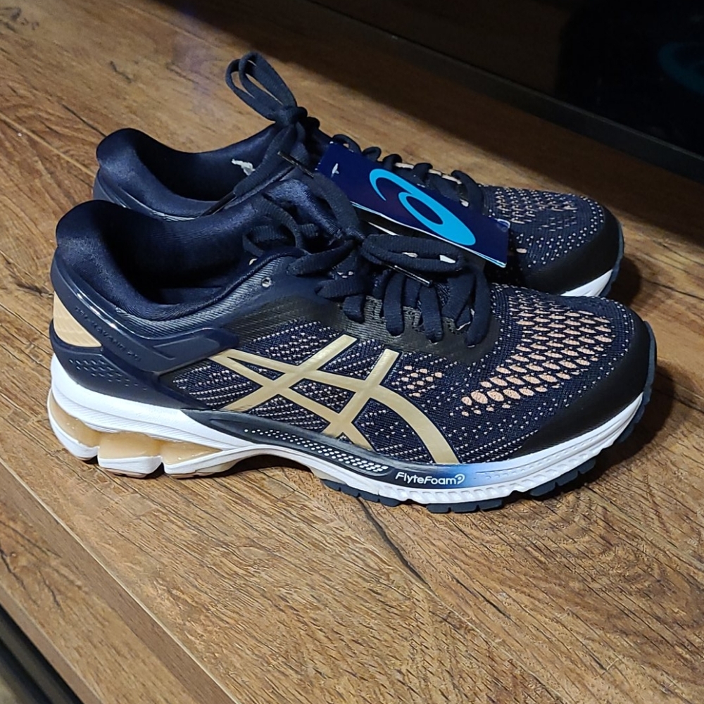 Running shoes